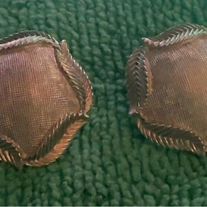 Trifari silver tone clipped on earring